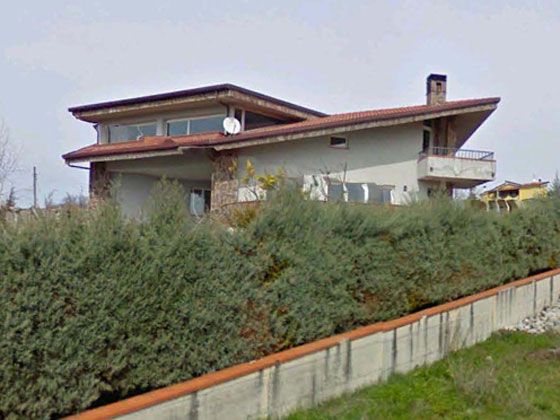 Villa bifamigliare alla loc. Forluso, 1987 Caggiano.